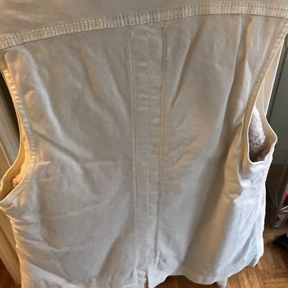 Anthro Cream colored vest. Size S. - Picture 2 of 4